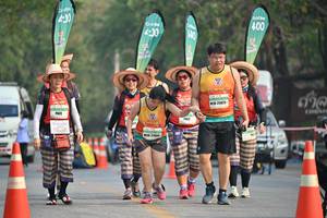BIB: 400, 140, 170, 25823
                            <button type="button" onclick="openModal(7463737)" class="btn btn-primary btn-sm float-right btn-popup" data-toggle="modal" data-target=".modal-high-quality">
                        <i class="fas fa-shopping-cart"></i> Add to Cart
                    </button>
                                            <button type="button" onclick="isThisMe(7463737, true)" class="btn btn-success btn-sm float-right btn-popup btn-isme hidden" data-toggle="tooltip" data-placement="bottom" title="นี่คือรูปของคุณใช่ไหม คลิกที่นี่เพื่อเอาเข้าอัลบั้ม">
                        <i class="fas fa-plus"></i> Add to album
                    </button>
                    <button type="button" onclick="isThisMe(7463737, false)" class="btn btn-warning btn-sm float-right btn-popup btn-isnotme hidden">
                        <i class="fas fa-ban"></i> Remove from album
                    </button>