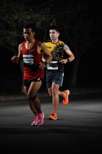 BIB: 40142
                            <button type="button" onclick="openModal(7351968)" class="btn btn-primary btn-sm float-right btn-popup" data-toggle="modal" data-target=".modal-high-quality">
                        <i class="fas fa-shopping-cart"></i> Add to Cart
                    </button>
                                            <button type="button" onclick="isThisMe(7351968, true)" class="btn btn-success btn-sm float-right btn-popup btn-isme hidden" data-toggle="tooltip" data-placement="bottom" title="นี่คือรูปของคุณใช่ไหม คลิกที่นี่เพื่อเอาเข้าอัลบั้ม">
                        <i class="fas fa-plus"></i> Add to album
                    </button>
                    <button type="button" onclick="isThisMe(7351968, false)" class="btn btn-warning btn-sm float-right btn-popup btn-isnotme hidden">
                        <i class="fas fa-ban"></i> Remove from album
                    </button>