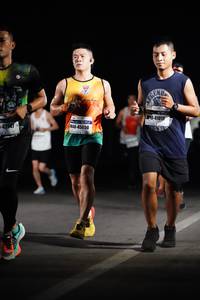 BIB: 41011, 4247, 45850
                            <button type="button" onclick="openModal(7354885)" class="btn btn-primary btn-sm float-right btn-popup" data-toggle="modal" data-target=".modal-high-quality">
                        <i class="fas fa-shopping-cart"></i> Add to Cart
                    </button>
                                            <button type="button" onclick="isThisMe(7354885, true)" class="btn btn-success btn-sm float-right btn-popup btn-isme hidden" data-toggle="tooltip" data-placement="bottom" title="นี่คือรูปของคุณใช่ไหม คลิกที่นี่เพื่อเอาเข้าอัลบั้ม">
                        <i class="fas fa-plus"></i> Add to album
                    </button>
                    <button type="button" onclick="isThisMe(7354885, false)" class="btn btn-warning btn-sm float-right btn-popup btn-isnotme hidden">
                        <i class="fas fa-ban"></i> Remove from album
                    </button>