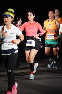 BIB: 403, 125, 4010
                            <button type="button" onclick="openModal(7365109)" class="btn btn-primary btn-sm float-right btn-popup" data-toggle="modal" data-target=".modal-high-quality">
                        <i class="fas fa-shopping-cart"></i> Add to Cart
                    </button>
                                            <button type="button" onclick="isThisMe(7365109, true)" class="btn btn-success btn-sm float-right btn-popup btn-isme hidden" data-toggle="tooltip" data-placement="bottom" title="นี่คือรูปของคุณใช่ไหม คลิกที่นี่เพื่อเอาเข้าอัลบั้ม">
                        <i class="fas fa-plus"></i> Add to album
                    </button>
                    <button type="button" onclick="isThisMe(7365109, false)" class="btn btn-warning btn-sm float-right btn-popup btn-isnotme hidden">
                        <i class="fas fa-ban"></i> Remove from album
                    </button>