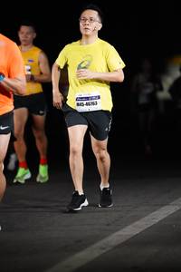 BIB: 46763
                            <button type="button" onclick="openModal(7337872)" class="btn btn-primary btn-sm float-right btn-popup" data-toggle="modal" data-target=".modal-high-quality">
                        <i class="fas fa-shopping-cart"></i> Add to Cart
                    </button>
                                            <button type="button" onclick="isThisMe(7337872, true)" class="btn btn-success btn-sm float-right btn-popup btn-isme hidden" data-toggle="tooltip" data-placement="bottom" title="นี่คือรูปของคุณใช่ไหม คลิกที่นี่เพื่อเอาเข้าอัลบั้ม">
                        <i class="fas fa-plus"></i> Add to album
                    </button>
                    <button type="button" onclick="isThisMe(7337872, false)" class="btn btn-warning btn-sm float-right btn-popup btn-isnotme hidden">
                        <i class="fas fa-ban"></i> Remove from album
                    </button>