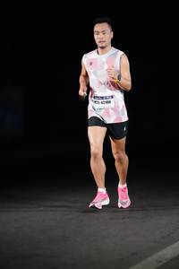 BIB: 42190
                            <button type="button" onclick="openModal(7350279)" class="btn btn-primary btn-sm float-right btn-popup" data-toggle="modal" data-target=".modal-high-quality">
                        <i class="fas fa-shopping-cart"></i> Add to Cart
                    </button>
                                            <button type="button" onclick="isThisMe(7350279, true)" class="btn btn-success btn-sm float-right btn-popup btn-isme hidden" data-toggle="tooltip" data-placement="bottom" title="นี่คือรูปของคุณใช่ไหม คลิกที่นี่เพื่อเอาเข้าอัลบั้ม">
                        <i class="fas fa-plus"></i> Add to album
                    </button>
                    <button type="button" onclick="isThisMe(7350279, false)" class="btn btn-warning btn-sm float-right btn-popup btn-isnotme hidden">
                        <i class="fas fa-ban"></i> Remove from album
                    </button>