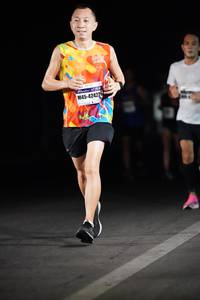 BIB: 42422
                            <button type="button" onclick="openModal(7353130)" class="btn btn-primary btn-sm float-right btn-popup" data-toggle="modal" data-target=".modal-high-quality">
                        <i class="fas fa-shopping-cart"></i> Add to Cart
                    </button>
                                            <button type="button" onclick="isThisMe(7353130, true)" class="btn btn-success btn-sm float-right btn-popup btn-isme hidden" data-toggle="tooltip" data-placement="bottom" title="นี่คือรูปของคุณใช่ไหม คลิกที่นี่เพื่อเอาเข้าอัลบั้ม">
                        <i class="fas fa-plus"></i> Add to album
                    </button>
                    <button type="button" onclick="isThisMe(7353130, false)" class="btn btn-warning btn-sm float-right btn-popup btn-isnotme hidden">
                        <i class="fas fa-ban"></i> Remove from album
                    </button>