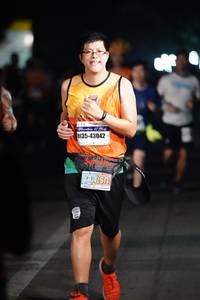 BIB: 1219, 43042
                            <button type="button" onclick="openModal(7375230)" class="btn btn-primary btn-sm float-right btn-popup" data-toggle="modal" data-target=".modal-high-quality">
                        <i class="fas fa-shopping-cart"></i> Add to Cart
                    </button>
                                            <button type="button" onclick="isThisMe(7375230, true)" class="btn btn-success btn-sm float-right btn-popup btn-isme hidden" data-toggle="tooltip" data-placement="bottom" title="นี่คือรูปของคุณใช่ไหม คลิกที่นี่เพื่อเอาเข้าอัลบั้ม">
                        <i class="fas fa-plus"></i> Add to album
                    </button>
                    <button type="button" onclick="isThisMe(7375230, false)" class="btn btn-warning btn-sm float-right btn-popup btn-isnotme hidden">
                        <i class="fas fa-ban"></i> Remove from album
                    </button>