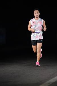 BIB: 42190
                            <button type="button" onclick="openModal(7350282)" class="btn btn-primary btn-sm float-right btn-popup" data-toggle="modal" data-target=".modal-high-quality">
                        <i class="fas fa-shopping-cart"></i> Add to Cart
                    </button>
                                            <button type="button" onclick="isThisMe(7350282, true)" class="btn btn-success btn-sm float-right btn-popup btn-isme hidden" data-toggle="tooltip" data-placement="bottom" title="นี่คือรูปของคุณใช่ไหม คลิกที่นี่เพื่อเอาเข้าอัลบั้ม">
                        <i class="fas fa-plus"></i> Add to album
                    </button>
                    <button type="button" onclick="isThisMe(7350282, false)" class="btn btn-warning btn-sm float-right btn-popup btn-isnotme hidden">
                        <i class="fas fa-ban"></i> Remove from album
                    </button>