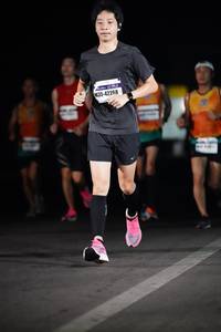 BIB: 42268
                            <button type="button" onclick="openModal(7353616)" class="btn btn-primary btn-sm float-right btn-popup" data-toggle="modal" data-target=".modal-high-quality">
                        <i class="fas fa-shopping-cart"></i> Add to Cart
                    </button>
                                            <button type="button" onclick="isThisMe(7353616, true)" class="btn btn-success btn-sm float-right btn-popup btn-isme hidden" data-toggle="tooltip" data-placement="bottom" title="นี่คือรูปของคุณใช่ไหม คลิกที่นี่เพื่อเอาเข้าอัลบั้ม">
                        <i class="fas fa-plus"></i> Add to album
                    </button>
                    <button type="button" onclick="isThisMe(7353616, false)" class="btn btn-warning btn-sm float-right btn-popup btn-isnotme hidden">
                        <i class="fas fa-ban"></i> Remove from album
                    </button>