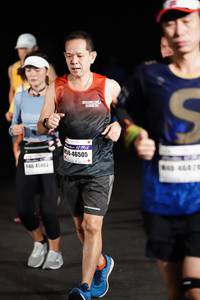 BIB: 46505, 140, 4563
                            <button type="button" onclick="openModal(8556340)" class="btn btn-primary btn-sm float-right btn-popup" data-toggle="modal" data-target=".modal-high-quality">
                        <i class="fas fa-shopping-cart"></i> Add to Cart
                    </button>
                                            <button type="button" onclick="isThisMe(8556340, true)" class="btn btn-success btn-sm float-right btn-popup btn-isme hidden" data-toggle="tooltip" data-placement="bottom" title="นี่คือรูปของคุณใช่ไหม คลิกที่นี่เพื่อเอาเข้าอัลบั้ม">
                        <i class="fas fa-plus"></i> Add to album
                    </button>
                    <button type="button" onclick="isThisMe(8556340, false)" class="btn btn-warning btn-sm float-right btn-popup btn-isnotme hidden">
                        <i class="fas fa-ban"></i> Remove from album
                    </button>