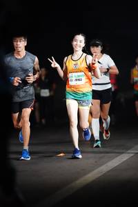 BIB: 131, 20163
                            <button type="button" onclick="openModal(8694818)" class="btn btn-primary btn-sm float-right btn-popup" data-toggle="modal" data-target=".modal-high-quality">
                        <i class="fas fa-shopping-cart"></i> Add to Cart
                    </button>
                                            <button type="button" onclick="isThisMe(8694818, true)" class="btn btn-success btn-sm float-right btn-popup btn-isme hidden" data-toggle="tooltip" data-placement="bottom" title="นี่คือรูปของคุณใช่ไหม คลิกที่นี่เพื่อเอาเข้าอัลบั้ม">
                        <i class="fas fa-plus"></i> Add to album
                    </button>
                    <button type="button" onclick="isThisMe(8694818, false)" class="btn btn-warning btn-sm float-right btn-popup btn-isnotme hidden">
                        <i class="fas fa-ban"></i> Remove from album
                    </button>
