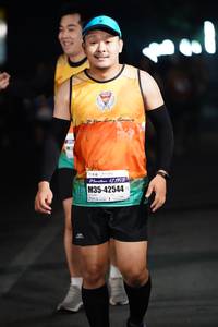 BIB: 4219, 42544
                            <button type="button" onclick="openModal(8583632)" class="btn btn-primary btn-sm float-right btn-popup" data-toggle="modal" data-target=".modal-high-quality">
                        <i class="fas fa-shopping-cart"></i> Add to Cart
                    </button>
                                            <button type="button" onclick="isThisMe(8583632, true)" class="btn btn-success btn-sm float-right btn-popup btn-isme hidden" data-toggle="tooltip" data-placement="bottom" title="นี่คือรูปของคุณใช่ไหม คลิกที่นี่เพื่อเอาเข้าอัลบั้ม">
                        <i class="fas fa-plus"></i> Add to album
                    </button>
                    <button type="button" onclick="isThisMe(8583632, false)" class="btn btn-warning btn-sm float-right btn-popup btn-isnotme hidden">
                        <i class="fas fa-ban"></i> Remove from album
                    </button>