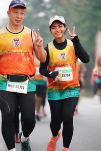 BIB: 500, 25704, 26724
                            <button type="button" onclick="openModal(8714516)" class="btn btn-primary btn-sm float-right btn-popup" data-toggle="modal" data-target=".modal-high-quality">
                        <i class="fas fa-shopping-cart"></i> Add to Cart
                    </button>
                                            <button type="button" onclick="isThisMe(8714516, true)" class="btn btn-success btn-sm float-right btn-popup btn-isme hidden" data-toggle="tooltip" data-placement="bottom" title="นี่คือรูปของคุณใช่ไหม คลิกที่นี่เพื่อเอาเข้าอัลบั้ม">
                        <i class="fas fa-plus"></i> Add to album
                    </button>
                    <button type="button" onclick="isThisMe(8714516, false)" class="btn btn-warning btn-sm float-right btn-popup btn-isnotme hidden">
                        <i class="fas fa-ban"></i> Remove from album
                    </button>