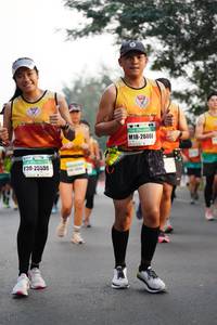 BIB: 26068, 25559
                            <button type="button" onclick="openModal(8694110)" class="btn btn-primary btn-sm float-right btn-popup" data-toggle="modal" data-target=".modal-high-quality">
                        <i class="fas fa-shopping-cart"></i> Add to Cart
                    </button>
                                            <button type="button" onclick="isThisMe(8694110, true)" class="btn btn-success btn-sm float-right btn-popup btn-isme hidden" data-toggle="tooltip" data-placement="bottom" title="นี่คือรูปของคุณใช่ไหม คลิกที่นี่เพื่อเอาเข้าอัลบั้ม">
                        <i class="fas fa-plus"></i> Add to album
                    </button>
                    <button type="button" onclick="isThisMe(8694110, false)" class="btn btn-warning btn-sm float-right btn-popup btn-isnotme hidden">
                        <i class="fas fa-ban"></i> Remove from album
                    </button>