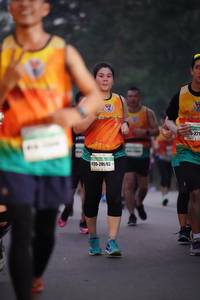 BIB: 221, 20993
                            <button type="button" onclick="openModal(8670292)" class="btn btn-primary btn-sm float-right btn-popup" data-toggle="modal" data-target=".modal-high-quality">
                        <i class="fas fa-shopping-cart"></i> Add to Cart
                    </button>
                                            <button type="button" onclick="isThisMe(8670292, true)" class="btn btn-success btn-sm float-right btn-popup btn-isme hidden" data-toggle="tooltip" data-placement="bottom" title="นี่คือรูปของคุณใช่ไหม คลิกที่นี่เพื่อเอาเข้าอัลบั้ม">
                        <i class="fas fa-plus"></i> Add to album
                    </button>
                    <button type="button" onclick="isThisMe(8670292, false)" class="btn btn-warning btn-sm float-right btn-popup btn-isnotme hidden">
                        <i class="fas fa-ban"></i> Remove from album
                    </button>
