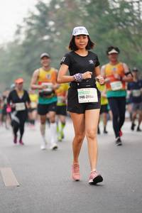 BIB: 206
                            <button type="button" onclick="openModal(8709978)" class="btn btn-primary btn-sm float-right btn-popup" data-toggle="modal" data-target=".modal-high-quality">
                        <i class="fas fa-shopping-cart"></i> Add to Cart
                    </button>
                                            <button type="button" onclick="isThisMe(8709978, true)" class="btn btn-success btn-sm float-right btn-popup btn-isme hidden" data-toggle="tooltip" data-placement="bottom" title="นี่คือรูปของคุณใช่ไหม คลิกที่นี่เพื่อเอาเข้าอัลบั้ม">
                        <i class="fas fa-plus"></i> Add to album
                    </button>
                    <button type="button" onclick="isThisMe(8709978, false)" class="btn btn-warning btn-sm float-right btn-popup btn-isnotme hidden">
                        <i class="fas fa-ban"></i> Remove from album
                    </button>