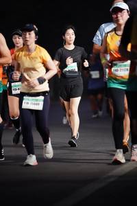 BIB: 21128, 2504
                            <button type="button" onclick="openModal(8590672)" class="btn btn-primary btn-sm float-right btn-popup" data-toggle="modal" data-target=".modal-high-quality">
                        <i class="fas fa-shopping-cart"></i> Add to Cart
                    </button>
                                            <button type="button" onclick="isThisMe(8590672, true)" class="btn btn-success btn-sm float-right btn-popup btn-isme hidden" data-toggle="tooltip" data-placement="bottom" title="นี่คือรูปของคุณใช่ไหม คลิกที่นี่เพื่อเอาเข้าอัลบั้ม">
                        <i class="fas fa-plus"></i> Add to album
                    </button>
                    <button type="button" onclick="isThisMe(8590672, false)" class="btn btn-warning btn-sm float-right btn-popup btn-isnotme hidden">
                        <i class="fas fa-ban"></i> Remove from album
                    </button>