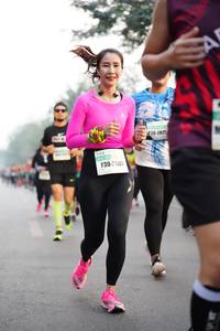 BIB: 2675, 7507
                            <button type="button" onclick="openModal(8693554)" class="btn btn-primary btn-sm float-right btn-popup" data-toggle="modal" data-target=".modal-high-quality">
                        <i class="fas fa-shopping-cart"></i> Add to Cart
                    </button>
                                            <button type="button" onclick="isThisMe(8693554, true)" class="btn btn-success btn-sm float-right btn-popup btn-isme hidden" data-toggle="tooltip" data-placement="bottom" title="นี่คือรูปของคุณใช่ไหม คลิกที่นี่เพื่อเอาเข้าอัลบั้ม">
                        <i class="fas fa-plus"></i> Add to album
                    </button>
                    <button type="button" onclick="isThisMe(8693554, false)" class="btn btn-warning btn-sm float-right btn-popup btn-isnotme hidden">
                        <i class="fas fa-ban"></i> Remove from album
                    </button>