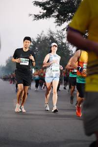 BIB: 222
                            <button type="button" onclick="openModal(8656144)" class="btn btn-primary btn-sm float-right btn-popup" data-toggle="modal" data-target=".modal-high-quality">
                        <i class="fas fa-shopping-cart"></i> Add to Cart
                    </button>
                                            <button type="button" onclick="isThisMe(8656144, true)" class="btn btn-success btn-sm float-right btn-popup btn-isme hidden" data-toggle="tooltip" data-placement="bottom" title="นี่คือรูปของคุณใช่ไหม คลิกที่นี่เพื่อเอาเข้าอัลบั้ม">
                        <i class="fas fa-plus"></i> Add to album
                    </button>
                    <button type="button" onclick="isThisMe(8656144, false)" class="btn btn-warning btn-sm float-right btn-popup btn-isnotme hidden">
                        <i class="fas fa-ban"></i> Remove from album
                    </button>