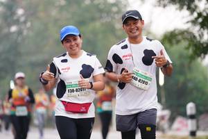 BIB: 82015, 820
                            <button type="button" onclick="openModal(8896050)" class="btn btn-primary btn-sm float-right btn-popup" data-toggle="modal" data-target=".modal-high-quality">
                        <i class="fas fa-shopping-cart"></i> Add to Cart
                    </button>
                                            <button type="button" onclick="isThisMe(8896050, true)" class="btn btn-success btn-sm float-right btn-popup btn-isme hidden" data-toggle="tooltip" data-placement="bottom" title="นี่คือรูปของคุณใช่ไหม คลิกที่นี่เพื่อเอาเข้าอัลบั้ม">
                        <i class="fas fa-plus"></i> Add to album
                    </button>
                    <button type="button" onclick="isThisMe(8896050, false)" class="btn btn-warning btn-sm float-right btn-popup btn-isnotme hidden">
                        <i class="fas fa-ban"></i> Remove from album
                    </button>