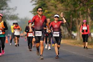 BIB: 40824, 40004
                            <button type="button" onclick="openModal(9107958)" class="btn btn-primary btn-sm float-right btn-popup" data-toggle="modal" data-target=".modal-high-quality">
                        <i class="fas fa-shopping-cart"></i> Add to Cart
                    </button>
                                            <button type="button" onclick="isThisMe(9107958, true)" class="btn btn-success btn-sm float-right btn-popup btn-isme hidden" data-toggle="tooltip" data-placement="bottom" title="นี่คือรูปของคุณใช่ไหม คลิกที่นี่เพื่อเอาเข้าอัลบั้ม">
                        <i class="fas fa-plus"></i> Add to album
                    </button>
                    <button type="button" onclick="isThisMe(9107958, false)" class="btn btn-warning btn-sm float-right btn-popup btn-isnotme hidden">
                        <i class="fas fa-ban"></i> Remove from album
                    </button>