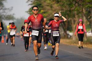 BIB: 40824, 40004
                            <button type="button" onclick="openModal(9107981)" class="btn btn-primary btn-sm float-right btn-popup" data-toggle="modal" data-target=".modal-high-quality">
                        <i class="fas fa-shopping-cart"></i> Add to Cart
                    </button>
                                            <button type="button" onclick="isThisMe(9107981, true)" class="btn btn-success btn-sm float-right btn-popup btn-isme hidden" data-toggle="tooltip" data-placement="bottom" title="นี่คือรูปของคุณใช่ไหม คลิกที่นี่เพื่อเอาเข้าอัลบั้ม">
                        <i class="fas fa-plus"></i> Add to album
                    </button>
                    <button type="button" onclick="isThisMe(9107981, false)" class="btn btn-warning btn-sm float-right btn-popup btn-isnotme hidden">
                        <i class="fas fa-ban"></i> Remove from album
                    </button>