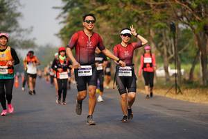 BIB: 40824, 40004
                            <button type="button" onclick="openModal(9108029)" class="btn btn-primary btn-sm float-right btn-popup" data-toggle="modal" data-target=".modal-high-quality">
                        <i class="fas fa-shopping-cart"></i> Add to Cart
                    </button>
                                            <button type="button" onclick="isThisMe(9108029, true)" class="btn btn-success btn-sm float-right btn-popup btn-isme hidden" data-toggle="tooltip" data-placement="bottom" title="นี่คือรูปของคุณใช่ไหม คลิกที่นี่เพื่อเอาเข้าอัลบั้ม">
                        <i class="fas fa-plus"></i> Add to album
                    </button>
                    <button type="button" onclick="isThisMe(9108029, false)" class="btn btn-warning btn-sm float-right btn-popup btn-isnotme hidden">
                        <i class="fas fa-ban"></i> Remove from album
                    </button>