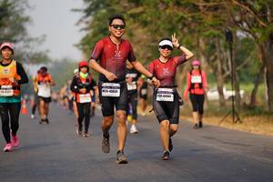 BIB: 40824, 40004
                            <button type="button" onclick="openModal(9108028)" class="btn btn-primary btn-sm float-right btn-popup" data-toggle="modal" data-target=".modal-high-quality">
                        <i class="fas fa-shopping-cart"></i> Add to Cart
                    </button>
                                            <button type="button" onclick="isThisMe(9108028, true)" class="btn btn-success btn-sm float-right btn-popup btn-isme hidden" data-toggle="tooltip" data-placement="bottom" title="นี่คือรูปของคุณใช่ไหม คลิกที่นี่เพื่อเอาเข้าอัลบั้ม">
                        <i class="fas fa-plus"></i> Add to album
                    </button>
                    <button type="button" onclick="isThisMe(9108028, false)" class="btn btn-warning btn-sm float-right btn-popup btn-isnotme hidden">
                        <i class="fas fa-ban"></i> Remove from album
                    </button>
