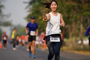 BIB: 40016
                            <button type="button" onclick="openModal(9126321)" class="btn btn-primary btn-sm float-right btn-popup" data-toggle="modal" data-target=".modal-high-quality">
                        <i class="fas fa-shopping-cart"></i> Add to Cart
                    </button>
                                            <button type="button" onclick="isThisMe(9126321, true)" class="btn btn-success btn-sm float-right btn-popup btn-isme hidden" data-toggle="tooltip" data-placement="bottom" title="นี่คือรูปของคุณใช่ไหม คลิกที่นี่เพื่อเอาเข้าอัลบั้ม">
                        <i class="fas fa-plus"></i> Add to album
                    </button>
                    <button type="button" onclick="isThisMe(9126321, false)" class="btn btn-warning btn-sm float-right btn-popup btn-isnotme hidden">
                        <i class="fas fa-ban"></i> Remove from album
                    </button>