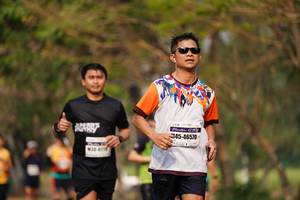 BIB: 100, 46570
                            <button type="button" onclick="openModal(9124490)" class="btn btn-primary btn-sm float-right btn-popup" data-toggle="modal" data-target=".modal-high-quality">
                        <i class="fas fa-shopping-cart"></i> Add to Cart
                    </button>
                                            <button type="button" onclick="isThisMe(9124490, true)" class="btn btn-success btn-sm float-right btn-popup btn-isme hidden" data-toggle="tooltip" data-placement="bottom" title="นี่คือรูปของคุณใช่ไหม คลิกที่นี่เพื่อเอาเข้าอัลบั้ม">
                        <i class="fas fa-plus"></i> Add to album
                    </button>
                    <button type="button" onclick="isThisMe(9124490, false)" class="btn btn-warning btn-sm float-right btn-popup btn-isnotme hidden">
                        <i class="fas fa-ban"></i> Remove from album
                    </button>