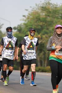 BIB: 4122, 41894, 42496
                            <button type="button" onclick="openModal(8992480)" class="btn btn-primary btn-sm float-right btn-popup" data-toggle="modal" data-target=".modal-high-quality">
                        <i class="fas fa-shopping-cart"></i> Add to Cart
                    </button>
                                            <button type="button" onclick="isThisMe(8992480, true)" class="btn btn-success btn-sm float-right btn-popup btn-isme hidden" data-toggle="tooltip" data-placement="bottom" title="นี่คือรูปของคุณใช่ไหม คลิกที่นี่เพื่อเอาเข้าอัลบั้ม">
                        <i class="fas fa-plus"></i> Add to album
                    </button>
                    <button type="button" onclick="isThisMe(8992480, false)" class="btn btn-warning btn-sm float-right btn-popup btn-isnotme hidden">
                        <i class="fas fa-ban"></i> Remove from album
                    </button>