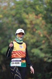 BIB: 421952, 45135
                            <button type="button" onclick="openModal(8924294)" class="btn btn-primary btn-sm float-right btn-popup" data-toggle="modal" data-target=".modal-high-quality">
                        <i class="fas fa-shopping-cart"></i> Add to Cart
                    </button>
                                            <button type="button" onclick="isThisMe(8924294, true)" class="btn btn-success btn-sm float-right btn-popup btn-isme hidden" data-toggle="tooltip" data-placement="bottom" title="นี่คือรูปของคุณใช่ไหม คลิกที่นี่เพื่อเอาเข้าอัลบั้ม">
                        <i class="fas fa-plus"></i> Add to album
                    </button>
                    <button type="button" onclick="isThisMe(8924294, false)" class="btn btn-warning btn-sm float-right btn-popup btn-isnotme hidden">
                        <i class="fas fa-ban"></i> Remove from album
                    </button>