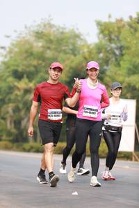 BIB: 46983, 40197, 46993
                            <button type="button" onclick="openModal(8922847)" class="btn btn-primary btn-sm float-right btn-popup" data-toggle="modal" data-target=".modal-high-quality">
                        <i class="fas fa-shopping-cart"></i> Add to Cart
                    </button>
                                            <button type="button" onclick="isThisMe(8922847, true)" class="btn btn-success btn-sm float-right btn-popup btn-isme hidden" data-toggle="tooltip" data-placement="bottom" title="นี่คือรูปของคุณใช่ไหม คลิกที่นี่เพื่อเอาเข้าอัลบั้ม">
                        <i class="fas fa-plus"></i> Add to album
                    </button>
                    <button type="button" onclick="isThisMe(8922847, false)" class="btn btn-warning btn-sm float-right btn-popup btn-isnotme hidden">
                        <i class="fas fa-ban"></i> Remove from album
                    </button>