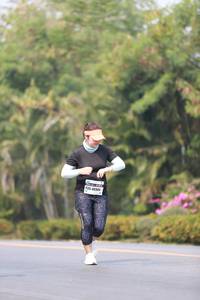 BIB: 4894
                            <button type="button" onclick="openModal(9064638)" class="btn btn-primary btn-sm float-right btn-popup" data-toggle="modal" data-target=".modal-high-quality">
                        <i class="fas fa-shopping-cart"></i> Add to Cart
                    </button>
                                            <button type="button" onclick="isThisMe(9064638, true)" class="btn btn-success btn-sm float-right btn-popup btn-isme hidden" data-toggle="tooltip" data-placement="bottom" title="นี่คือรูปของคุณใช่ไหม คลิกที่นี่เพื่อเอาเข้าอัลบั้ม">
                        <i class="fas fa-plus"></i> Add to album
                    </button>
                    <button type="button" onclick="isThisMe(9064638, false)" class="btn btn-warning btn-sm float-right btn-popup btn-isnotme hidden">
                        <i class="fas fa-ban"></i> Remove from album
                    </button>