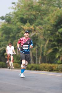 BIB: 40800
                            <button type="button" onclick="openModal(8924185)" class="btn btn-primary btn-sm float-right btn-popup" data-toggle="modal" data-target=".modal-high-quality">
                        <i class="fas fa-shopping-cart"></i> Add to Cart
                    </button>
                                            <button type="button" onclick="isThisMe(8924185, true)" class="btn btn-success btn-sm float-right btn-popup btn-isme hidden" data-toggle="tooltip" data-placement="bottom" title="นี่คือรูปของคุณใช่ไหม คลิกที่นี่เพื่อเอาเข้าอัลบั้ม">
                        <i class="fas fa-plus"></i> Add to album
                    </button>
                    <button type="button" onclick="isThisMe(8924185, false)" class="btn btn-warning btn-sm float-right btn-popup btn-isnotme hidden">
                        <i class="fas fa-ban"></i> Remove from album
                    </button>