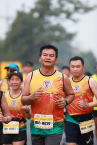 BIB: 102, 16230, 10087, 140
                            <button type="button" onclick="openModal(8658542)" class="btn btn-primary btn-sm float-right btn-popup" data-toggle="modal" data-target=".modal-high-quality">
                        <i class="fas fa-shopping-cart"></i> Add to Cart
                    </button>
                                            <button type="button" onclick="isThisMe(8658542, true)" class="btn btn-success btn-sm float-right btn-popup btn-isme hidden" data-toggle="tooltip" data-placement="bottom" title="นี่คือรูปของคุณใช่ไหม คลิกที่นี่เพื่อเอาเข้าอัลบั้ม">
                        <i class="fas fa-plus"></i> Add to album
                    </button>
                    <button type="button" onclick="isThisMe(8658542, false)" class="btn btn-warning btn-sm float-right btn-popup btn-isnotme hidden">
                        <i class="fas fa-ban"></i> Remove from album
                    </button>