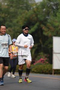 BIB: 46802, 42696
                            <button type="button" onclick="openModal(9027954)" class="btn btn-primary btn-sm float-right btn-popup" data-toggle="modal" data-target=".modal-high-quality">
                        <i class="fas fa-shopping-cart"></i> Add to Cart
                    </button>
                                            <button type="button" onclick="isThisMe(9027954, true)" class="btn btn-success btn-sm float-right btn-popup btn-isme hidden" data-toggle="tooltip" data-placement="bottom" title="นี่คือรูปของคุณใช่ไหม คลิกที่นี่เพื่อเอาเข้าอัลบั้ม">
                        <i class="fas fa-plus"></i> Add to album
                    </button>
                    <button type="button" onclick="isThisMe(9027954, false)" class="btn btn-warning btn-sm float-right btn-popup btn-isnotme hidden">
                        <i class="fas fa-ban"></i> Remove from album
                    </button>