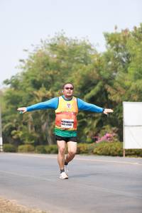 BIB: 475
                            <button type="button" onclick="openModal(9065298)" class="btn btn-primary btn-sm float-right btn-popup" data-toggle="modal" data-target=".modal-high-quality">
                        <i class="fas fa-shopping-cart"></i> Add to Cart
                    </button>
                                            <button type="button" onclick="isThisMe(9065298, true)" class="btn btn-success btn-sm float-right btn-popup btn-isme hidden" data-toggle="tooltip" data-placement="bottom" title="นี่คือรูปของคุณใช่ไหม คลิกที่นี่เพื่อเอาเข้าอัลบั้ม">
                        <i class="fas fa-plus"></i> Add to album
                    </button>
                    <button type="button" onclick="isThisMe(9065298, false)" class="btn btn-warning btn-sm float-right btn-popup btn-isnotme hidden">
                        <i class="fas fa-ban"></i> Remove from album
                    </button>