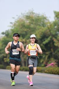 BIB: 41085, 84072
                            <button type="button" onclick="openModal(8992944)" class="btn btn-primary btn-sm float-right btn-popup" data-toggle="modal" data-target=".modal-high-quality">
                        <i class="fas fa-shopping-cart"></i> Add to Cart
                    </button>
                                            <button type="button" onclick="isThisMe(8992944, true)" class="btn btn-success btn-sm float-right btn-popup btn-isme hidden" data-toggle="tooltip" data-placement="bottom" title="นี่คือรูปของคุณใช่ไหม คลิกที่นี่เพื่อเอาเข้าอัลบั้ม">
                        <i class="fas fa-plus"></i> Add to album
                    </button>
                    <button type="button" onclick="isThisMe(8992944, false)" class="btn btn-warning btn-sm float-right btn-popup btn-isnotme hidden">
                        <i class="fas fa-ban"></i> Remove from album
                    </button>