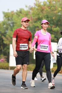 BIB: 46983, 46993
                            <button type="button" onclick="openModal(8922877)" class="btn btn-primary btn-sm float-right btn-popup" data-toggle="modal" data-target=".modal-high-quality">
                        <i class="fas fa-shopping-cart"></i> Add to Cart
                    </button>
                                            <button type="button" onclick="isThisMe(8922877, true)" class="btn btn-success btn-sm float-right btn-popup btn-isme hidden" data-toggle="tooltip" data-placement="bottom" title="นี่คือรูปของคุณใช่ไหม คลิกที่นี่เพื่อเอาเข้าอัลบั้ม">
                        <i class="fas fa-plus"></i> Add to album
                    </button>
                    <button type="button" onclick="isThisMe(8922877, false)" class="btn btn-warning btn-sm float-right btn-popup btn-isnotme hidden">
                        <i class="fas fa-ban"></i> Remove from album
                    </button>