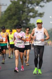 BIB: 46155, 40198
                            <button type="button" onclick="openModal(8465820)" class="btn btn-primary btn-sm float-right btn-popup" data-toggle="modal" data-target=".modal-high-quality">
                        <i class="fas fa-shopping-cart"></i> Add to Cart
                    </button>
                                            <button type="button" onclick="isThisMe(8465820, true)" class="btn btn-success btn-sm float-right btn-popup btn-isme hidden" data-toggle="tooltip" data-placement="bottom" title="นี่คือรูปของคุณใช่ไหม คลิกที่นี่เพื่อเอาเข้าอัลบั้ม">
                        <i class="fas fa-plus"></i> Add to album
                    </button>
                    <button type="button" onclick="isThisMe(8465820, false)" class="btn btn-warning btn-sm float-right btn-popup btn-isnotme hidden">
                        <i class="fas fa-ban"></i> Remove from album
                    </button>