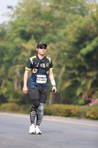 BIB: 4098
                            <button type="button" onclick="openModal(8922357)" class="btn btn-primary btn-sm float-right btn-popup" data-toggle="modal" data-target=".modal-high-quality">
                        <i class="fas fa-shopping-cart"></i> Add to Cart
                    </button>
                                            <button type="button" onclick="isThisMe(8922357, true)" class="btn btn-success btn-sm float-right btn-popup btn-isme hidden" data-toggle="tooltip" data-placement="bottom" title="นี่คือรูปของคุณใช่ไหม คลิกที่นี่เพื่อเอาเข้าอัลบั้ม">
                        <i class="fas fa-plus"></i> Add to album
                    </button>
                    <button type="button" onclick="isThisMe(8922357, false)" class="btn btn-warning btn-sm float-right btn-popup btn-isnotme hidden">
                        <i class="fas fa-ban"></i> Remove from album
                    </button>