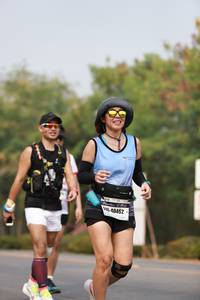 BIB: 40462
                            <button type="button" onclick="openModal(8998135)" class="btn btn-primary btn-sm float-right btn-popup" data-toggle="modal" data-target=".modal-high-quality">
                        <i class="fas fa-shopping-cart"></i> Add to Cart
                    </button>
                                            <button type="button" onclick="isThisMe(8998135, true)" class="btn btn-success btn-sm float-right btn-popup btn-isme hidden" data-toggle="tooltip" data-placement="bottom" title="นี่คือรูปของคุณใช่ไหม คลิกที่นี่เพื่อเอาเข้าอัลบั้ม">
                        <i class="fas fa-plus"></i> Add to album
                    </button>
                    <button type="button" onclick="isThisMe(8998135, false)" class="btn btn-warning btn-sm float-right btn-popup btn-isnotme hidden">
                        <i class="fas fa-ban"></i> Remove from album
                    </button>