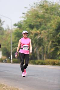 BIB: 40138
                            <button type="button" onclick="openModal(9032685)" class="btn btn-primary btn-sm float-right btn-popup" data-toggle="modal" data-target=".modal-high-quality">
                        <i class="fas fa-shopping-cart"></i> Add to Cart
                    </button>
                                            <button type="button" onclick="isThisMe(9032685, true)" class="btn btn-success btn-sm float-right btn-popup btn-isme hidden" data-toggle="tooltip" data-placement="bottom" title="นี่คือรูปของคุณใช่ไหม คลิกที่นี่เพื่อเอาเข้าอัลบั้ม">
                        <i class="fas fa-plus"></i> Add to album
                    </button>
                    <button type="button" onclick="isThisMe(9032685, false)" class="btn btn-warning btn-sm float-right btn-popup btn-isnotme hidden">
                        <i class="fas fa-ban"></i> Remove from album
                    </button>