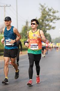 BIB: 425, 41287
                            <button type="button" onclick="openModal(8772093)" class="btn btn-primary btn-sm float-right btn-popup" data-toggle="modal" data-target=".modal-high-quality">
                        <i class="fas fa-shopping-cart"></i> Add to Cart
                    </button>
                                            <button type="button" onclick="isThisMe(8772093, true)" class="btn btn-success btn-sm float-right btn-popup btn-isme hidden" data-toggle="tooltip" data-placement="bottom" title="นี่คือรูปของคุณใช่ไหม คลิกที่นี่เพื่อเอาเข้าอัลบั้ม">
                        <i class="fas fa-plus"></i> Add to album
                    </button>
                    <button type="button" onclick="isThisMe(8772093, false)" class="btn btn-warning btn-sm float-right btn-popup btn-isnotme hidden">
                        <i class="fas fa-ban"></i> Remove from album
                    </button>