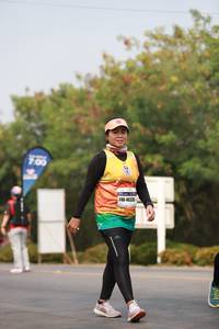 BIB: 700, 46335
                            <button type="button" onclick="openModal(9062519)" class="btn btn-primary btn-sm float-right btn-popup" data-toggle="modal" data-target=".modal-high-quality">
                        <i class="fas fa-shopping-cart"></i> Add to Cart
                    </button>
                                            <button type="button" onclick="isThisMe(9062519, true)" class="btn btn-success btn-sm float-right btn-popup btn-isme hidden" data-toggle="tooltip" data-placement="bottom" title="นี่คือรูปของคุณใช่ไหม คลิกที่นี่เพื่อเอาเข้าอัลบั้ม">
                        <i class="fas fa-plus"></i> Add to album
                    </button>
                    <button type="button" onclick="isThisMe(9062519, false)" class="btn btn-warning btn-sm float-right btn-popup btn-isnotme hidden">
                        <i class="fas fa-ban"></i> Remove from album
                    </button>