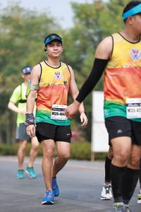 BIB: 464
                            <button type="button" onclick="openModal(8922294)" class="btn btn-primary btn-sm float-right btn-popup" data-toggle="modal" data-target=".modal-high-quality">
                        <i class="fas fa-shopping-cart"></i> Add to Cart
                    </button>
                                            <button type="button" onclick="isThisMe(8922294, true)" class="btn btn-success btn-sm float-right btn-popup btn-isme hidden" data-toggle="tooltip" data-placement="bottom" title="นี่คือรูปของคุณใช่ไหม คลิกที่นี่เพื่อเอาเข้าอัลบั้ม">
                        <i class="fas fa-plus"></i> Add to album
                    </button>
                    <button type="button" onclick="isThisMe(8922294, false)" class="btn btn-warning btn-sm float-right btn-popup btn-isnotme hidden">
                        <i class="fas fa-ban"></i> Remove from album
                    </button>