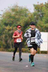 BIB: 457
                            <button type="button" onclick="openModal(8924084)" class="btn btn-primary btn-sm float-right btn-popup" data-toggle="modal" data-target=".modal-high-quality">
                        <i class="fas fa-shopping-cart"></i> Add to Cart
                    </button>
                                            <button type="button" onclick="isThisMe(8924084, true)" class="btn btn-success btn-sm float-right btn-popup btn-isme hidden" data-toggle="tooltip" data-placement="bottom" title="นี่คือรูปของคุณใช่ไหม คลิกที่นี่เพื่อเอาเข้าอัลบั้ม">
                        <i class="fas fa-plus"></i> Add to album
                    </button>
                    <button type="button" onclick="isThisMe(8924084, false)" class="btn btn-warning btn-sm float-right btn-popup btn-isnotme hidden">
                        <i class="fas fa-ban"></i> Remove from album
                    </button>