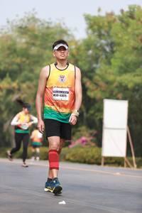 BIB: 43075
                            <button type="button" onclick="openModal(8923893)" class="btn btn-primary btn-sm float-right btn-popup" data-toggle="modal" data-target=".modal-high-quality">
                        <i class="fas fa-shopping-cart"></i> Add to Cart
                    </button>
                                            <button type="button" onclick="isThisMe(8923893, true)" class="btn btn-success btn-sm float-right btn-popup btn-isme hidden" data-toggle="tooltip" data-placement="bottom" title="นี่คือรูปของคุณใช่ไหม คลิกที่นี่เพื่อเอาเข้าอัลบั้ม">
                        <i class="fas fa-plus"></i> Add to album
                    </button>
                    <button type="button" onclick="isThisMe(8923893, false)" class="btn btn-warning btn-sm float-right btn-popup btn-isnotme hidden">
                        <i class="fas fa-ban"></i> Remove from album
                    </button>