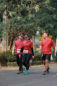 BIB: 420
                            <button type="button" onclick="openModal(9499717)" class="btn btn-primary btn-sm float-right btn-popup" data-toggle="modal" data-target=".modal-high-quality">
                        <i class="fas fa-shopping-cart"></i> Add to Cart
                    </button>
                                            <button type="button" onclick="isThisMe(9499717, true)" class="btn btn-success btn-sm float-right btn-popup btn-isme hidden" data-toggle="tooltip" data-placement="bottom" title="นี่คือรูปของคุณใช่ไหม คลิกที่นี่เพื่อเอาเข้าอัลบั้ม">
                        <i class="fas fa-plus"></i> Add to album
                    </button>
                    <button type="button" onclick="isThisMe(9499717, false)" class="btn btn-warning btn-sm float-right btn-popup btn-isnotme hidden">
                        <i class="fas fa-ban"></i> Remove from album
                    </button>