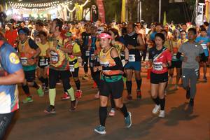 BIB: 340230, 
                            <button type="button" onclick="openModal(7955718)" class="btn btn-primary btn-sm float-right btn-popup" data-toggle="modal" data-target=".modal-high-quality">
                        <i class="fas fa-shopping-cart"></i> Add to Cart
                    </button>
                                            <button type="button" onclick="isThisMe(7955718, true)" class="btn btn-success btn-sm float-right btn-popup btn-isme hidden" data-toggle="tooltip" data-placement="bottom" title="นี่คือรูปของคุณใช่ไหม คลิกที่นี่เพื่อเอาเข้าอัลบั้ม">
                        <i class="fas fa-plus"></i> Add to album
                    </button>
                    <button type="button" onclick="isThisMe(7955718, false)" class="btn btn-warning btn-sm float-right btn-popup btn-isnotme hidden">
                        <i class="fas fa-ban"></i> Remove from album
                    </button>