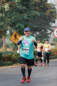 BIB: 47115
                            <button type="button" onclick="openModal(9499899)" class="btn btn-primary btn-sm float-right btn-popup" data-toggle="modal" data-target=".modal-high-quality">
                        <i class="fas fa-shopping-cart"></i> Add to Cart
                    </button>
                                            <button type="button" onclick="isThisMe(9499899, true)" class="btn btn-success btn-sm float-right btn-popup btn-isme hidden" data-toggle="tooltip" data-placement="bottom" title="นี่คือรูปของคุณใช่ไหม คลิกที่นี่เพื่อเอาเข้าอัลบั้ม">
                        <i class="fas fa-plus"></i> Add to album
                    </button>
                    <button type="button" onclick="isThisMe(9499899, false)" class="btn btn-warning btn-sm float-right btn-popup btn-isnotme hidden">
                        <i class="fas fa-ban"></i> Remove from album
                    </button>