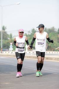 BIB: 41061, 40205
                            <button type="button" onclick="openModal(9502307)" class="btn btn-primary btn-sm float-right btn-popup" data-toggle="modal" data-target=".modal-high-quality">
                        <i class="fas fa-shopping-cart"></i> Add to Cart
                    </button>
                                            <button type="button" onclick="isThisMe(9502307, true)" class="btn btn-success btn-sm float-right btn-popup btn-isme hidden" data-toggle="tooltip" data-placement="bottom" title="นี่คือรูปของคุณใช่ไหม คลิกที่นี่เพื่อเอาเข้าอัลบั้ม">
                        <i class="fas fa-plus"></i> Add to album
                    </button>
                    <button type="button" onclick="isThisMe(9502307, false)" class="btn btn-warning btn-sm float-right btn-popup btn-isnotme hidden">
                        <i class="fas fa-ban"></i> Remove from album
                    </button>